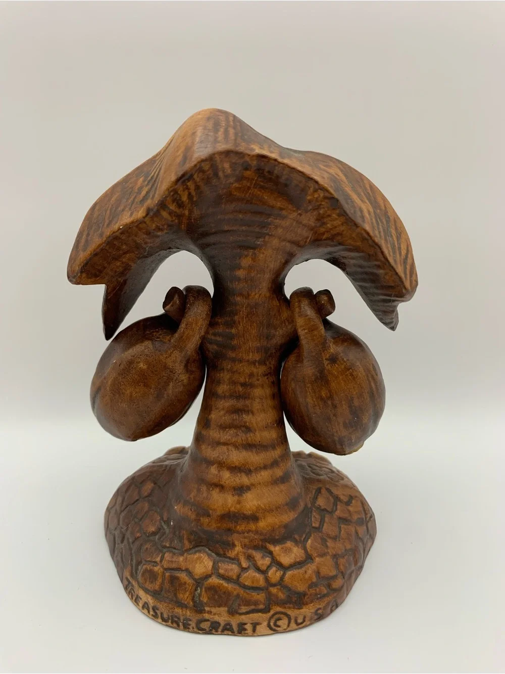 Treasure Craft Hawaii Palm Tree Coconuts Salt and Pepper Set